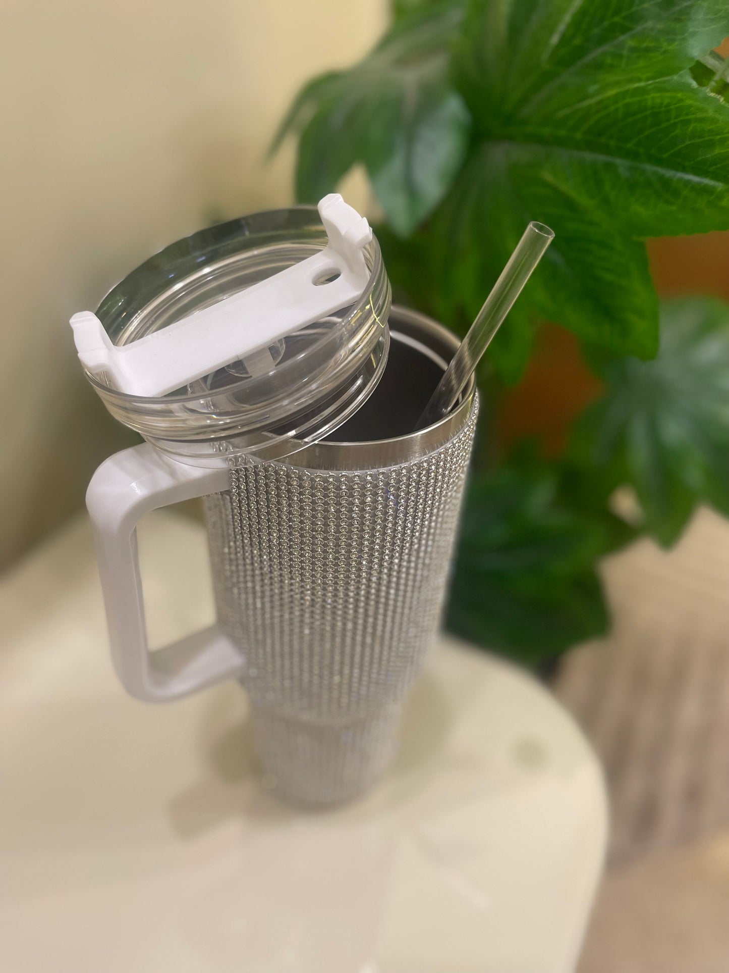 Rhinestone Tumbler 40oz white