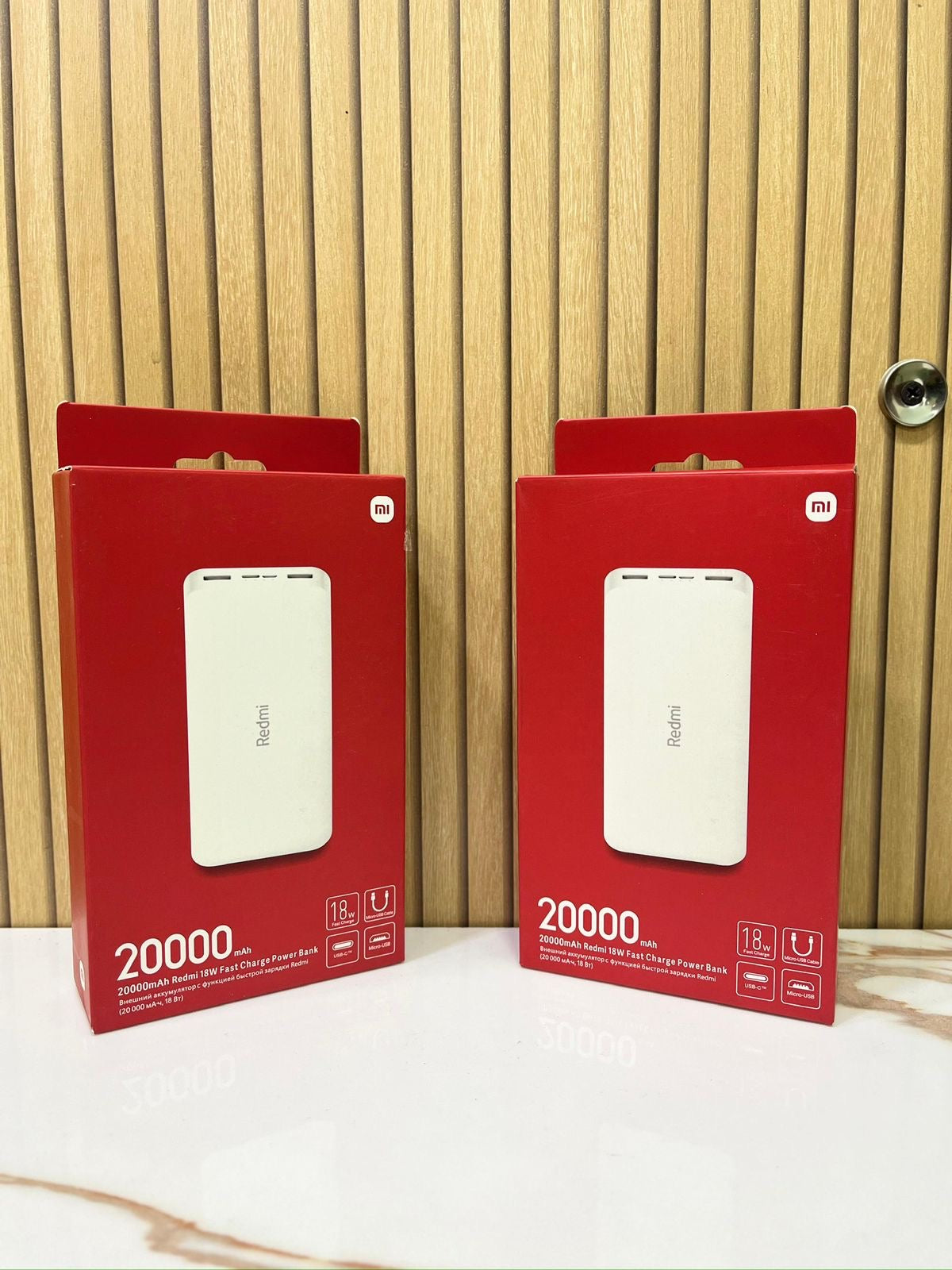 Redmi 20,000 mAh Fast Charging Powerbank - white