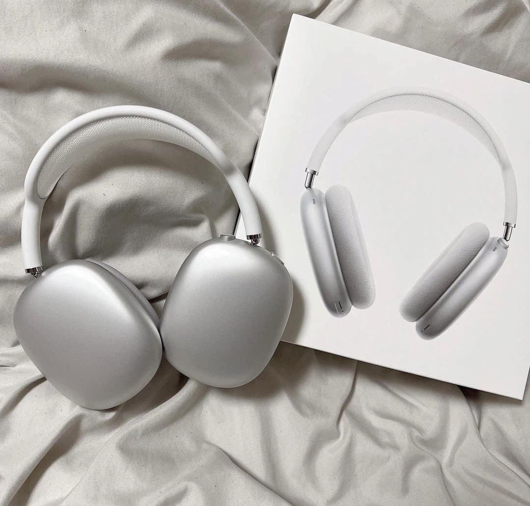 Magnetic Airpods Max Headphones