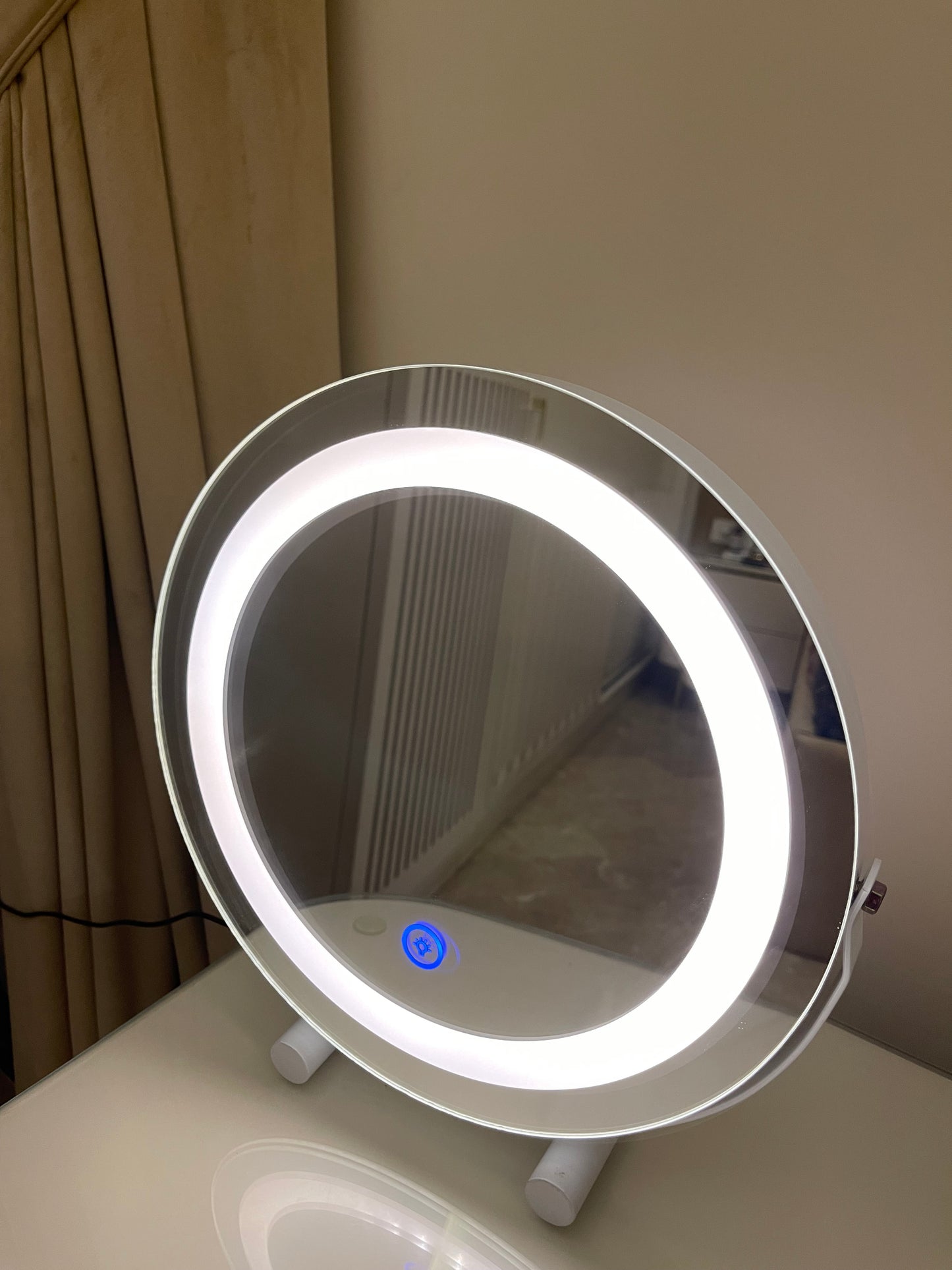 Led Table Mirror