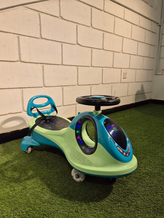 MG Twister Ride-On Car- Turquoise and teal